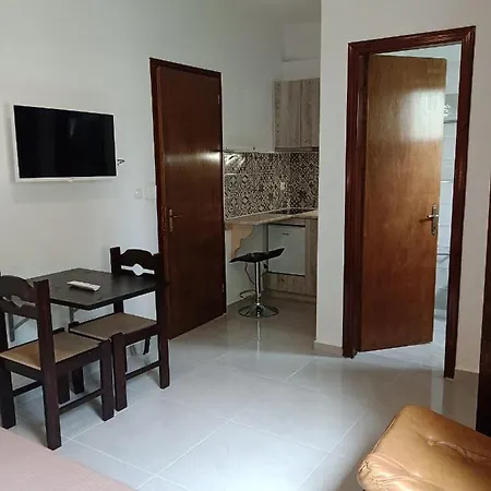 Karidia Κισσός