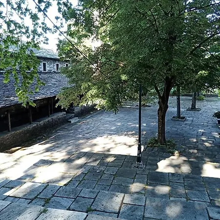 Karidia Πανσιόν