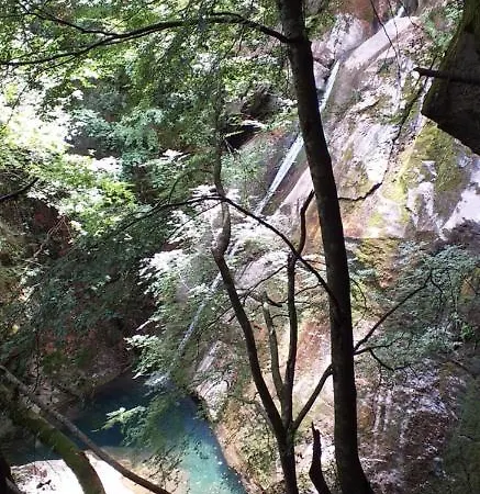 Karidia Πανσιόν Κισσός