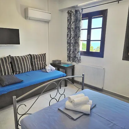 Πανσιόν Karidia 3*