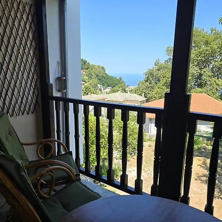 Πανσιόν Karidia 3*