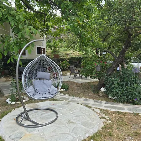 Karidia Κισσός