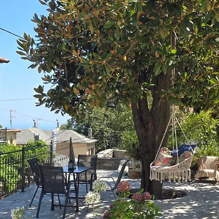 Πανσιόν Karidia Κισσός