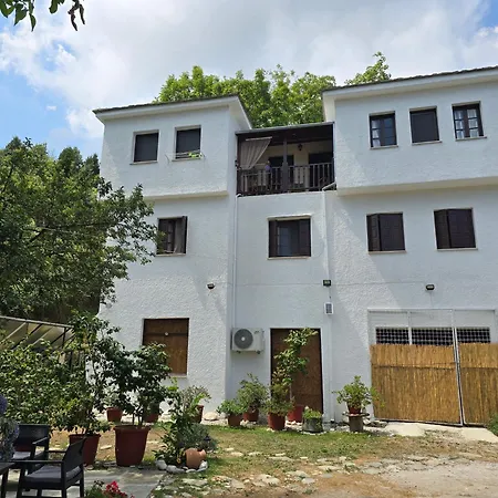 Πανσιόν Karidia 3*